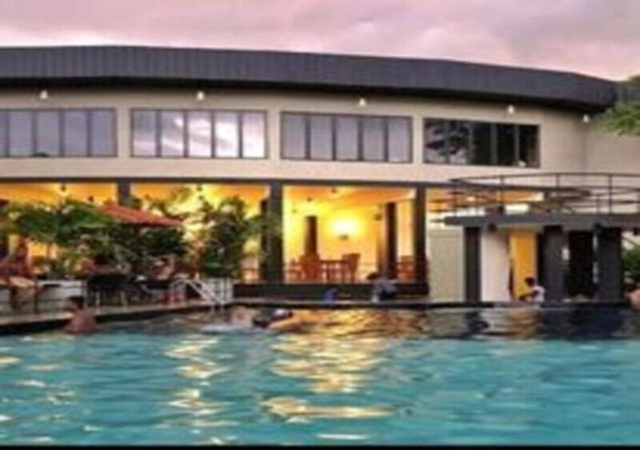 Garden Beach Hotel Kalutara Kültér fotó