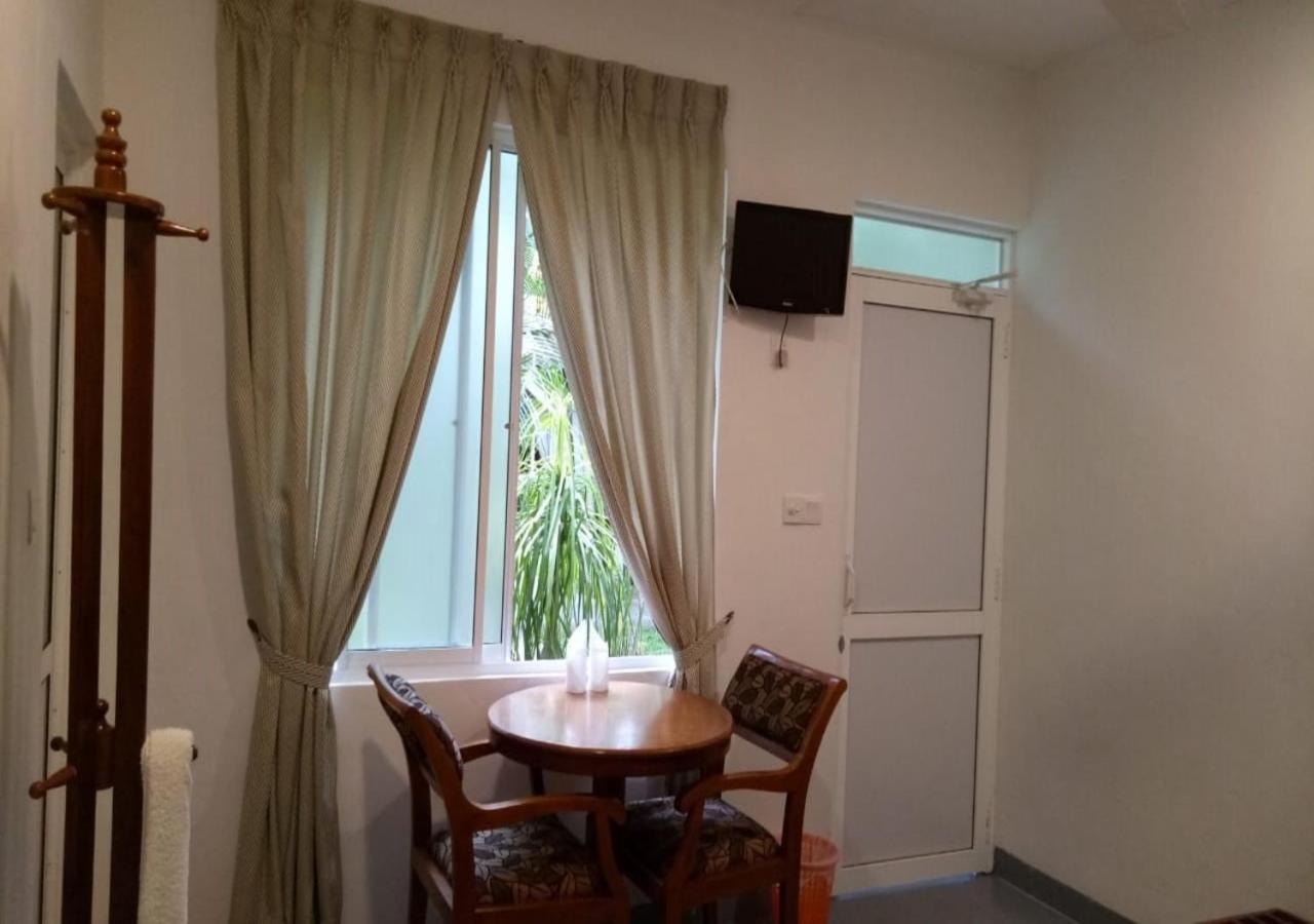 Garden Beach Hotel Kalutara Kültér fotó