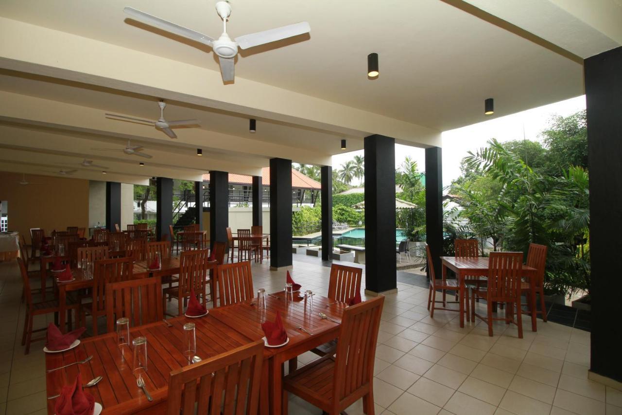Garden Beach Hotel Kalutara Kültér fotó